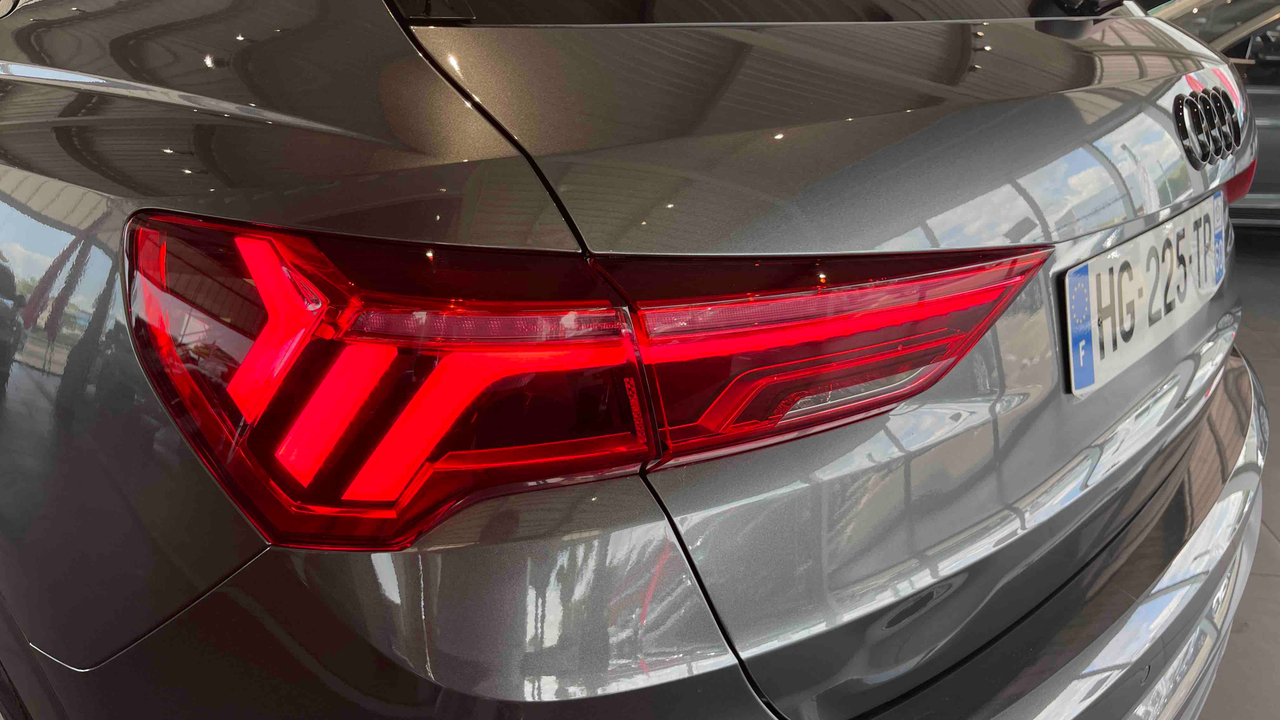 Audi Q3 35 TFSI 150 ch S tronic 7 — photo 31