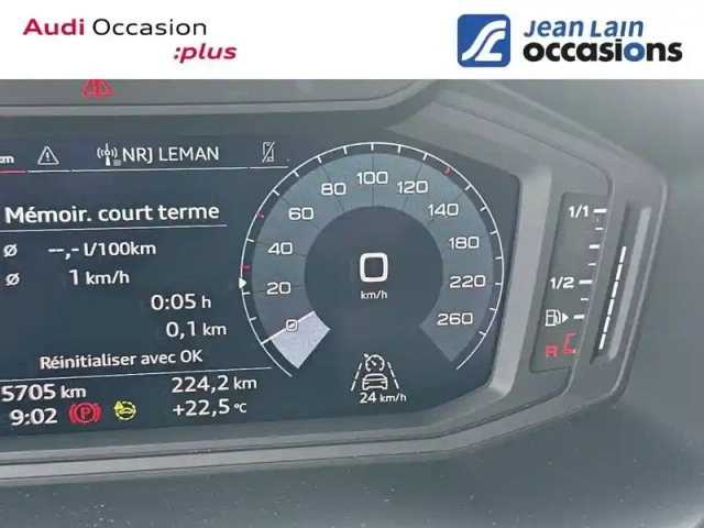 Audi A1 sportback 30 tfsi 110 ch s tronic 7 — photo 16