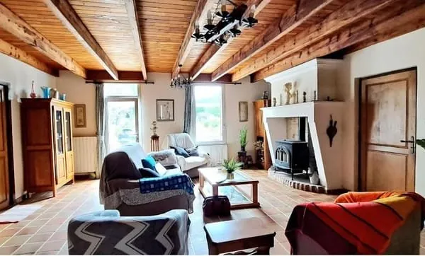 MAISON DE CAMPAGNE 190M2 - 8 PIECES