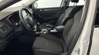 Renault Mégane 1.5 Blue dCi 115ch Air Nav Réversible — photo 12
