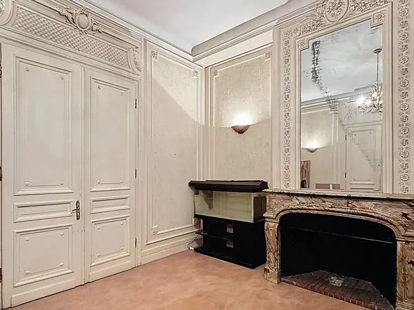 Maison 11 pièces 380 m²