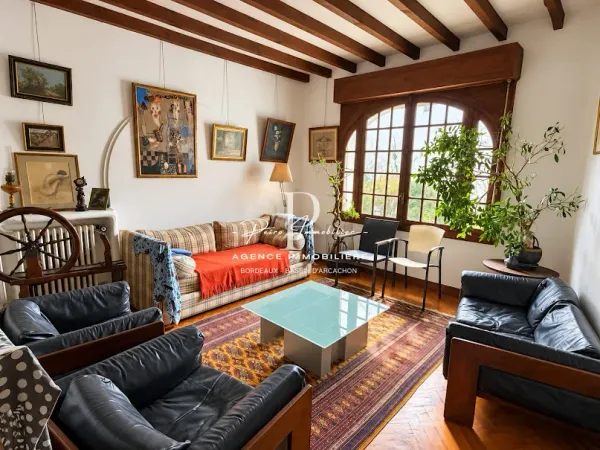 Appartement 5 pièces 206 m²