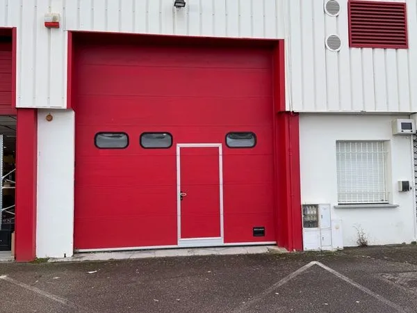Bureaux 647 m²