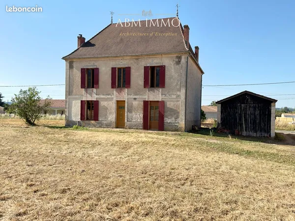 Maison 8 pièces 217 m²