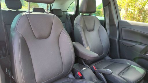 Opel Crossland X 1.2 Turbo 110 BVA6 - Ultimate – 2019 – 82721 km – Essence – Boîte Automatique — photo 24