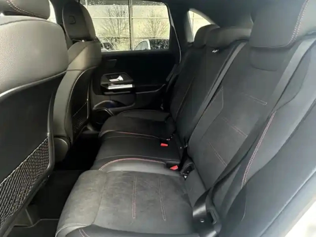 Mercedes Classe B 200 amg line — photo 14