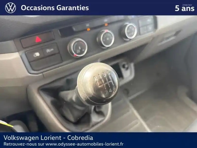Volkswagen Crafter fg 30 l3h3 2.0 tdi 102ch business line traction — photo 12