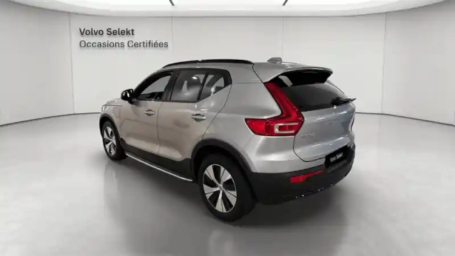 Volvo Xc40 t5 recharge 180+82 ch dct7 — photo 8