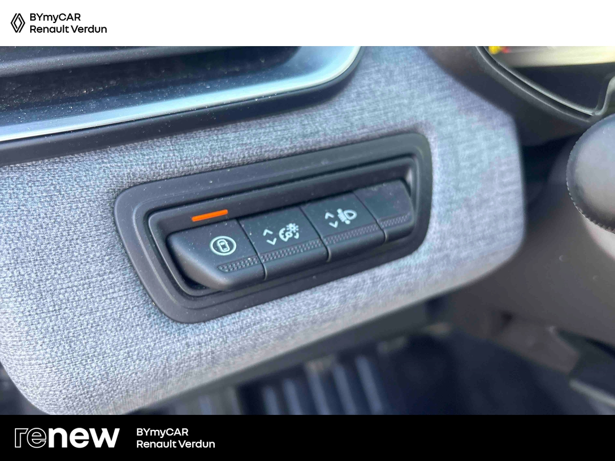 Renault Clio Blue dCi 100 ch GSR2 — photo 17