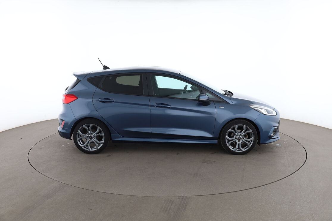 Ford Fiesta 1.0 EcoBoost mHEV ST-Line X — photo 6