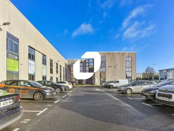 Bureaux 128 m²