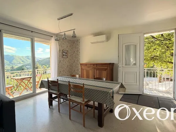 Maison avec vue sur les vignes · 3 ch · 2 064 m² de terrain