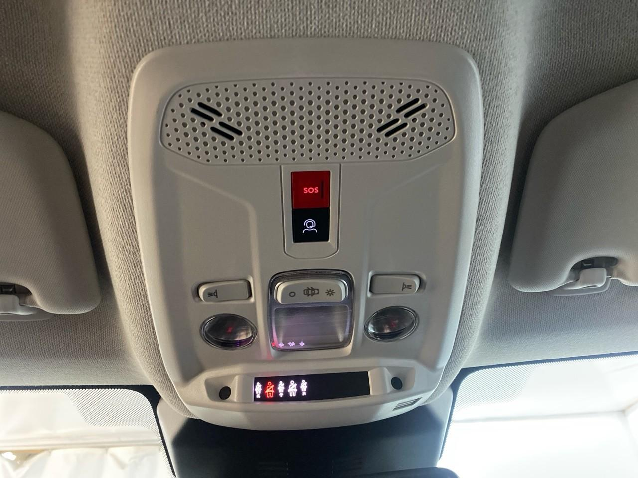 Citroën C4 X hybride 145 ch e-dcs6 max — photo 19
