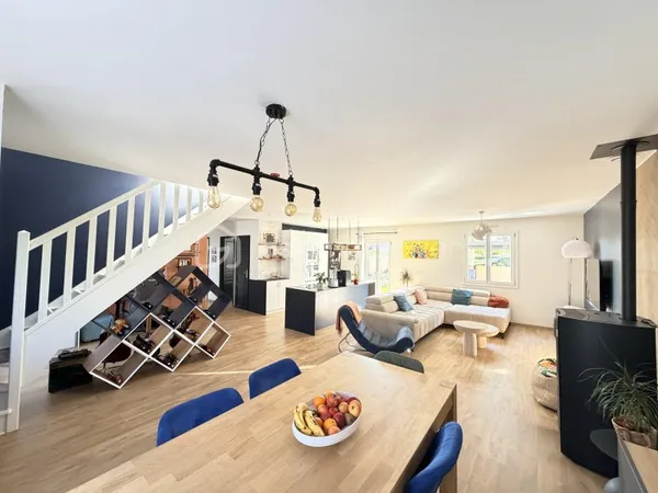 Maison 6 pièces 117 m²