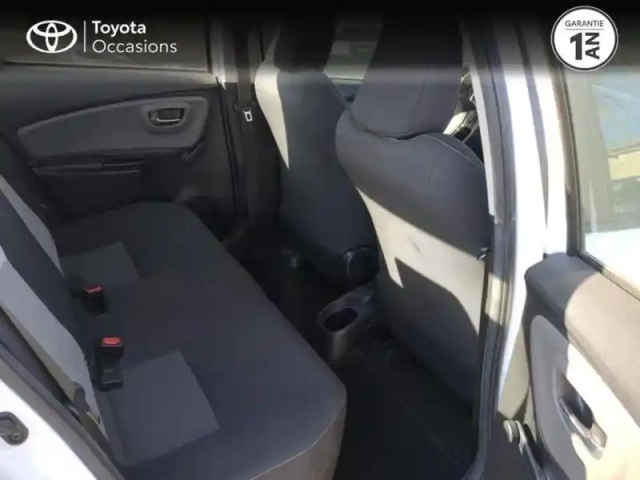 Toyota Yaris 110 vvt-i france connect 5p my19 — photo 7