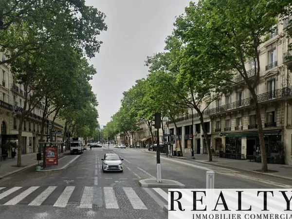 Boutique 2 pièces 88 m²