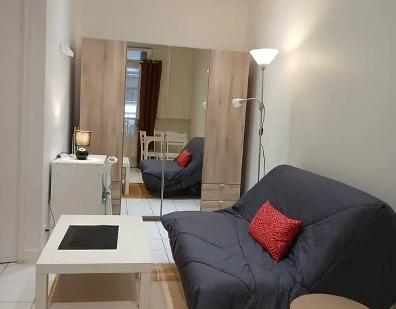 Studio 1 pièce 23 m²