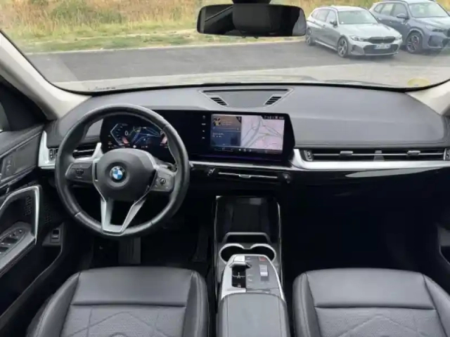 Bmw X1 sdrive18d 150ch xline — photo 11