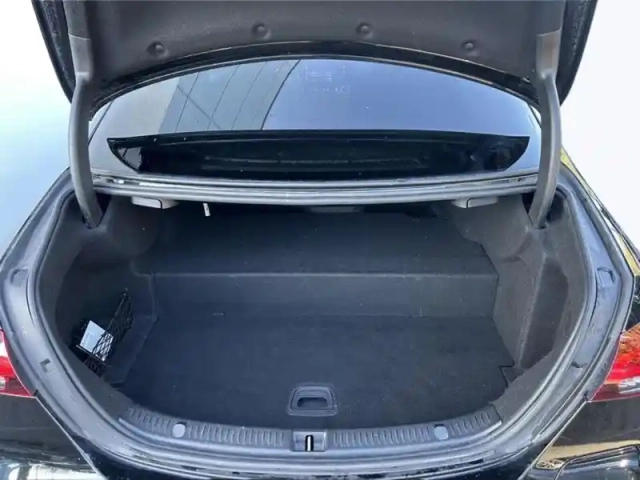 Mercedes Classe E 300 de amg line berli — photo 10