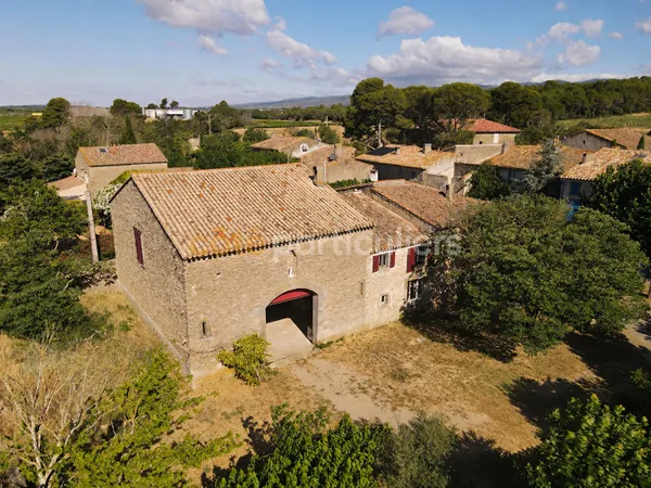 Maison de caractère en pierre ? Hameau des Tuileries d'Affiac ? Peyriac-Minervois