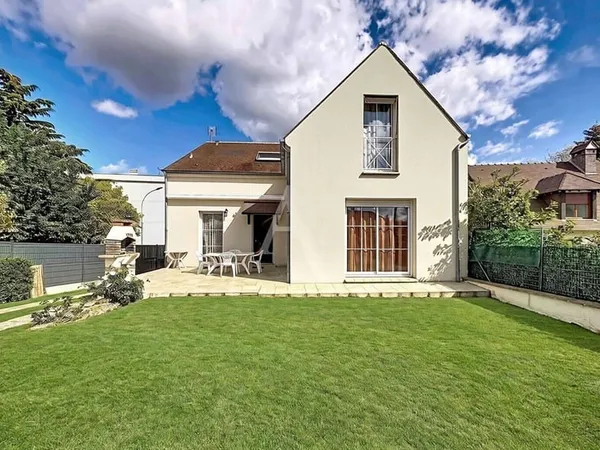 Maison 6 pièces 146 m²