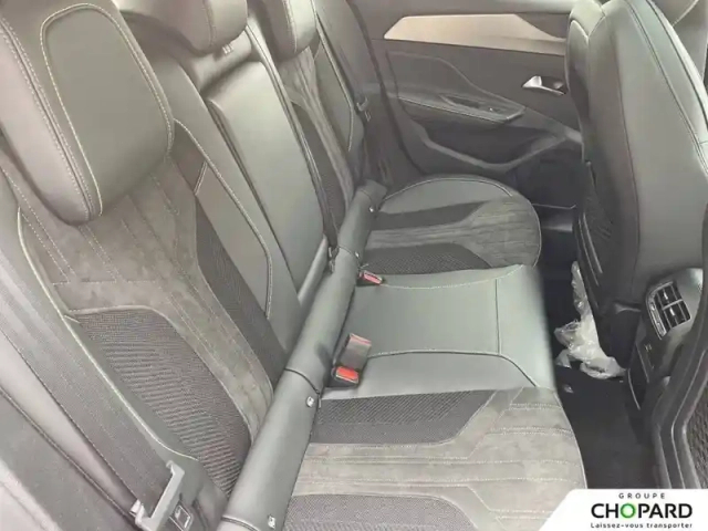 Peugeot 308 electrique 55 kwh 156ch — photo 53