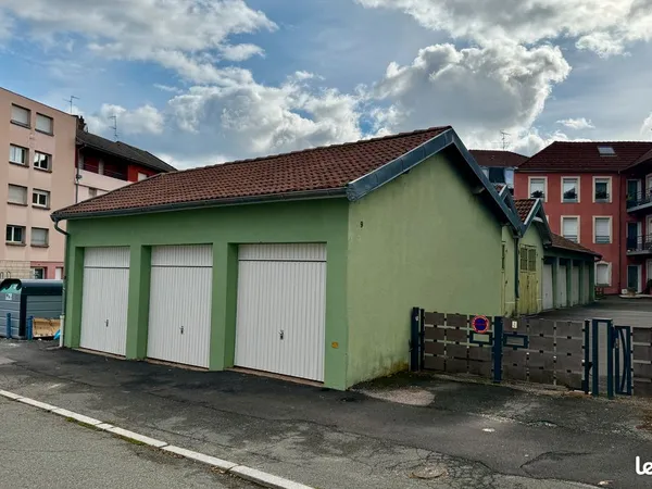 Garage à louer proche gare Belfort