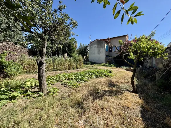 Terrain 370 m²