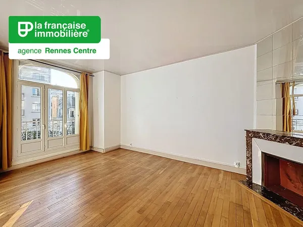 Appartement Type 4 à louer - Non Meublé - 72.15m² - Centre ville - Quartier Les Halles - Cave - Gara