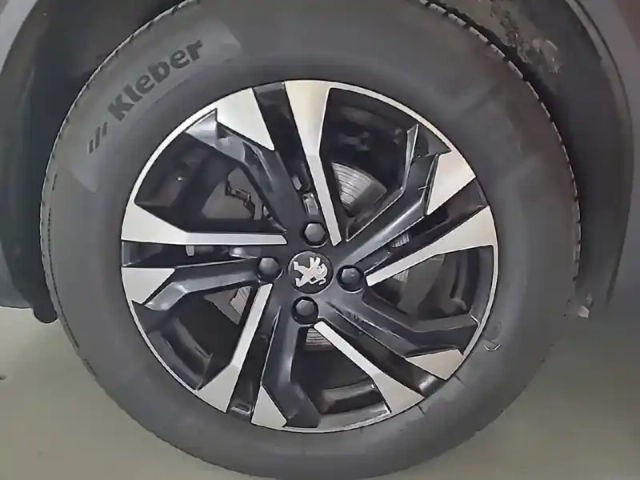 Peugeot 2008 puretech 130 s&amp;s bvm6 — photo 35