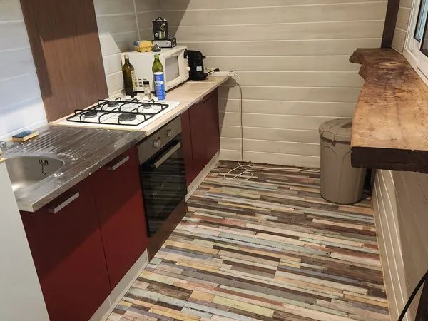Novembre a juin 1 chambre, cuisine, sdb, salon, terrasse les Mathes 17570