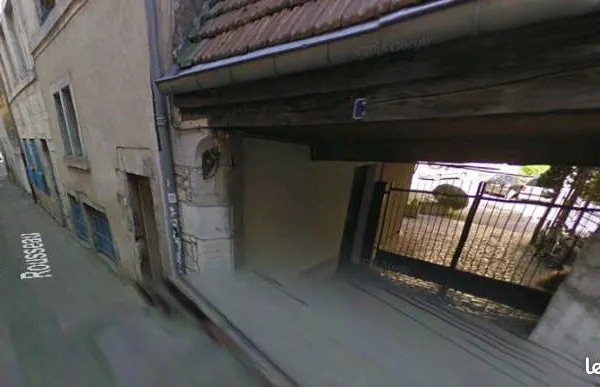 Parking/box BESANCON