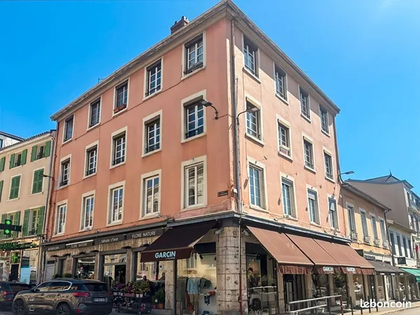 Appartement 5 pièces 131 m²
