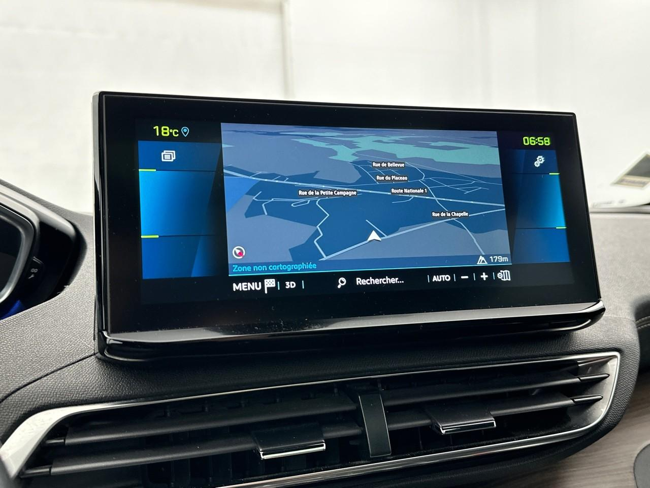 Peugeot 3008 hybrid 225 e-eat8 gt pack — photo 10