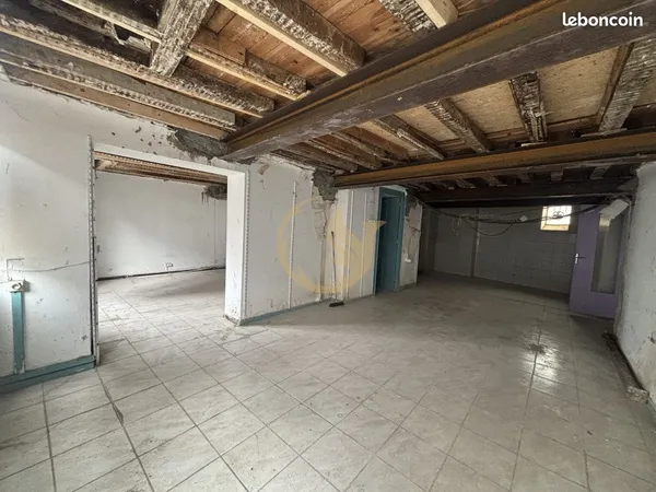 Local commercial 69 m² Pau