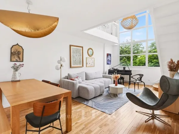 Saint-Cloud - Montretout - Duplex en parfait état, 3 chambres.
