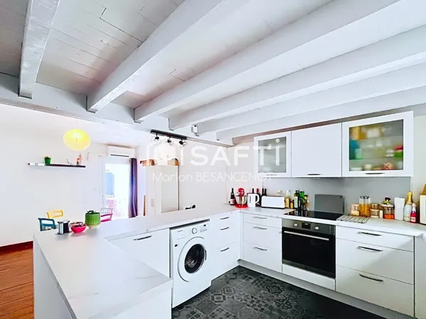 Duplex T3 en dernier étage avec terrasses et cave