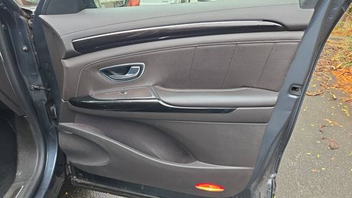 Renault Espace 1.6 dCi Energy 160 EDC6 - Initiale Paris – 2018 – 129115 km – Diesel – Boîte Automatique — photo 62