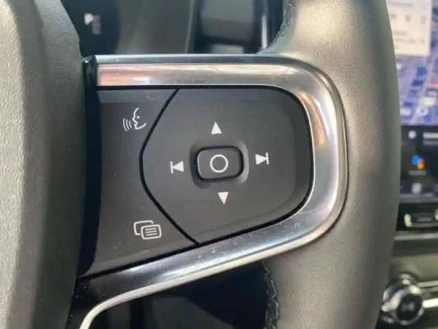 Volvo C40 recharge extended range 252ch ultimate — photo 12