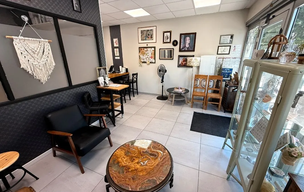 Photo 1