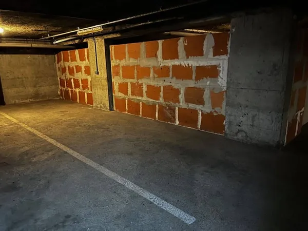 Parking 24 m²