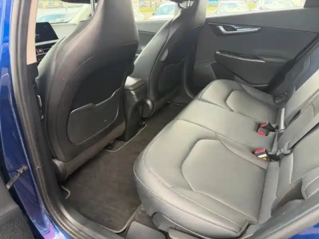 Kia Ev6 229ch air design 2wd — photo 12