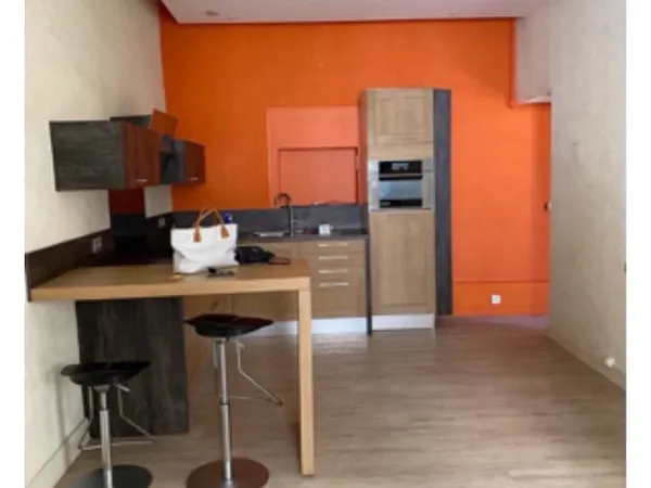 Loue appart T2 centre ville Issoire