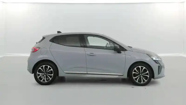 Renault Clio tce 90 ch gsr2 — photo 15