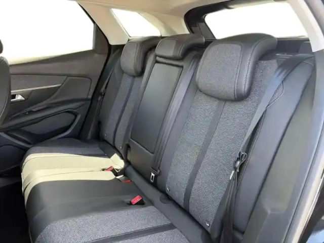 Peugeot 3008 1.5 bluehdi 130ch s&amp;s allure eat8 — photo 8