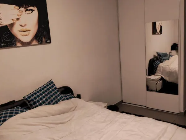 Loué chambre dans immeuble récent