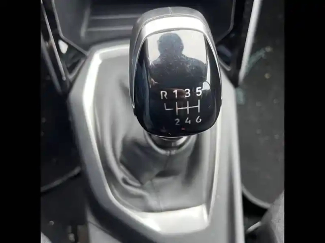 Peugeot 2008 100 s&amp;s bvm6 — photo 67