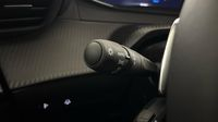 Peugeot 2008 1.2 Hybrid 145ch Allure e-DCS6 — photo 23