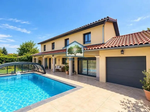 Maison jumelée 10 pièces 280 m²