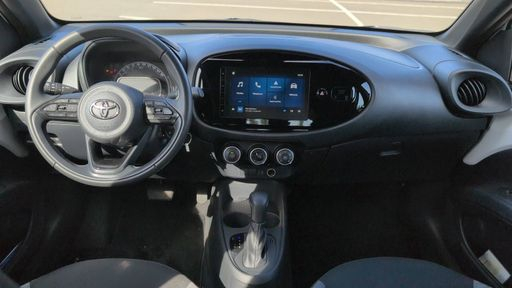 Toyota Aygo X 1.0 VVT-i 72 BVA5 - Dynamic – 2025 – 2454 km – Essence – Boîte Automatique — photo 32